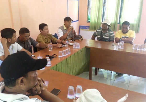 Forum Kisruh, Lurah dan LPMK Tanjung Penyembal Tidak Mampu Menjembatani Pertemuan Serikat Pekerja PT. STA